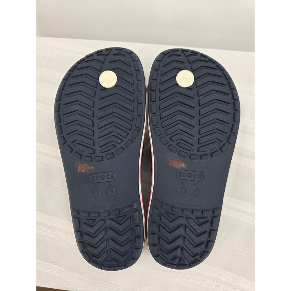Crocs Bayaband Flip Flops Navy Blue White Red Thong Sandals Womens 9 Mens 7 NWOT - Picture 7 of 7